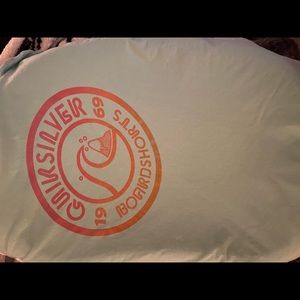Unisex quicksilver t-shirt